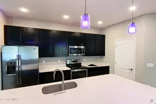 519 Australian Rd NW, Palm Bay, FL 32907 - Photo 7