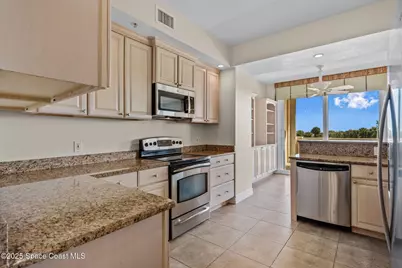140 Warsteiner Way #302, Melbourne Beach, FL 32951 - Photo 15