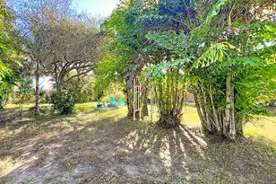 1375 Bay Shore Dr W, Cocoa Beach, FL 32931 - Photo 45