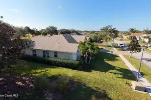 1921 SE Thornwood Dr SE, Palm Bay, FL 32909 - Photo 27
