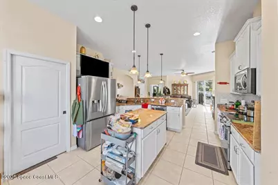 1921 SE Thornwood Drive SE, Palm Bay, FL 32909 - Photo 17