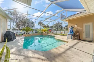 1921 SE Thornwood Dr SE, Palm Bay, FL 32909 - Photo 7