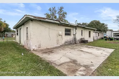 352 Vesta Circle, Melbourne, FL 32901 - Photo 25