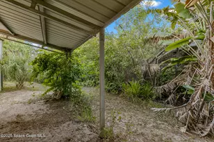 1055 Valkaria Rd, Grant-Valkaria, FL 32950 - Photo 35
