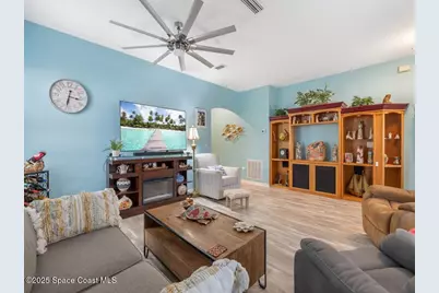 221 Briarcliff Circle, Sebastian, FL 32958 - Photo 9