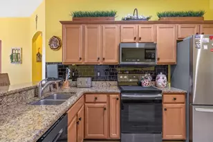 221 Briarcliff Cir, Sebastian, FL 32958 - Photo 13
