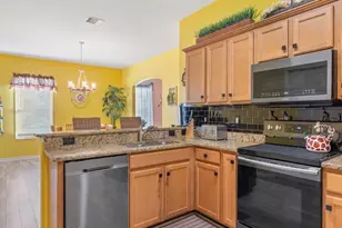 221 Briarcliff Cir, Sebastian, FL 32958 - Photo 13