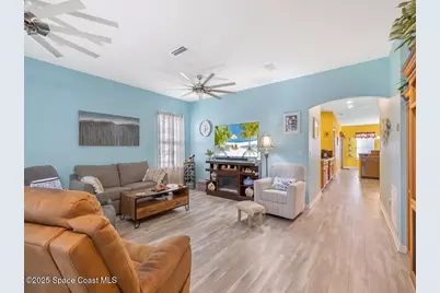 221 Briarcliff Circle, Sebastian, FL 32958 - Photo 5