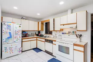 1226 Hedgecoth St NW, Palm Bay, FL 32907 - Photo 9