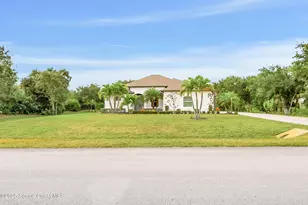 2402 Westhorpe Dr, Malabar, FL 32950 - Photo 3