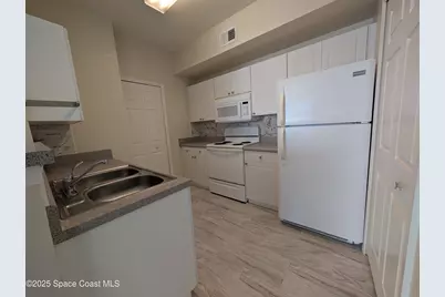 1757 Sophias Drive #204, Melbourne, FL 32940 - Photo 11