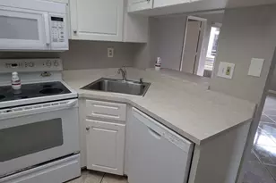 1609 Sunny Brook Ln, Palm Bay, FL 32905 - Photo 5