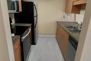 196 San Juan Cir, Melbourne, FL 32935 - Photo 5