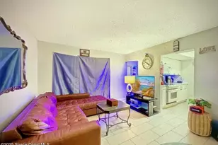 241 Bristol Ct, Melbourne, FL 32935 - Photo 3