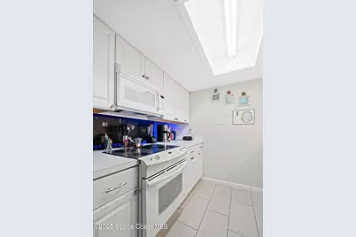 241 Bristol Court, Melbourne, FL 32935 - Photo 5