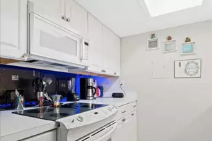 241 Bristol Ct, Melbourne, FL 32935 - Photo 5