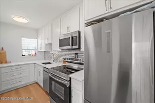 390 W Cocoa Beach Causeway N, Cocoa Beach, FL 32931 - Photo 9