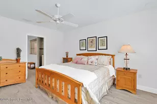 5949 Buttonwood Sq, Vero Beach, FL 32966 - Photo 15