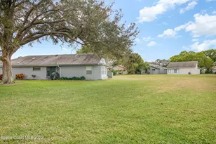 382 Cypress Point Dr, Melbourne, FL 32940 - Photo 19