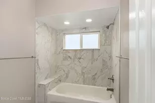 382 Cypress Point Dr, Melbourne, FL 32940 - Photo 11