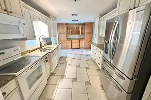 2848 Watkins Dr, Melbourne, FL 32901 - Photo 9