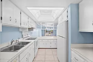 2135 N Courtenay Pkwy, Merritt Island, FL 32953 - Photo 7