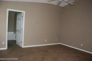 720 Wickham Lakes Dr, Melbourne, FL 32940 - Photo 11