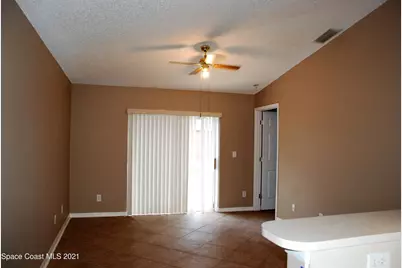 720 Wickham Lakes Drive, Melbourne, FL 32940 - Photo 5