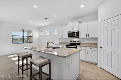 830 Remington Green Drive SE, Palm Bay, FL 32909 - Photo 7