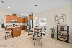 2285 Snapdragon Dr NW, Palm Bay, FL 32907 - Photo 9