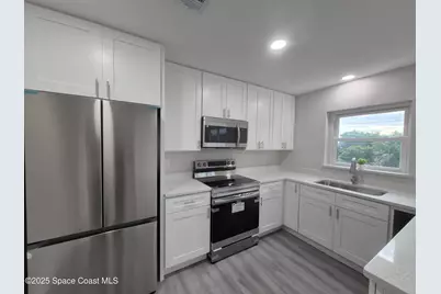 980 Bacon Circle NE, Palm Bay, FL 32905 - Photo 17