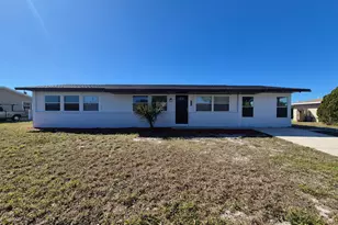 980 Bacon Cir NE, Palm Bay, FL 32905 - Photo 1