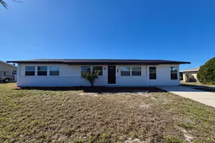 980 Bacon Cir NE, Palm Bay, FL 32905 - Photo 3