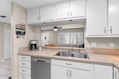 999 Emerald Road SE, Palm Bay, FL 32909 - Photo 13