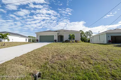 2357 Hagoplan Avenue SW, Palm Bay, FL 32908 - Photo 7