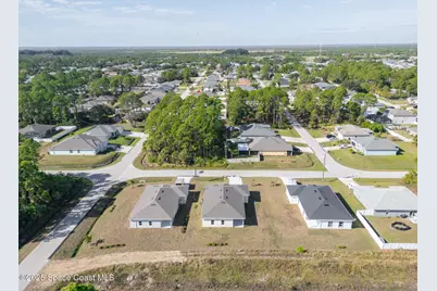 2357 Hagoplan Avenue SW, Palm Bay, FL 32908 - Photo 57