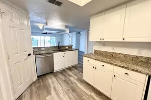 102 Riverside Dr, Cocoa, FL 32922 - Photo 7