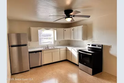 140 Niemira Avenue, Indialantic, FL 32903 - Photo 5