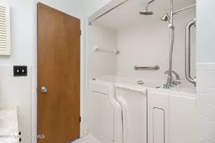 127 Harmony Pl, Melbourne Beach, FL 32951 - Photo 17