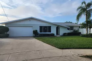 1725 Reef Ct, Merritt Island, FL 32952 - Photo 3