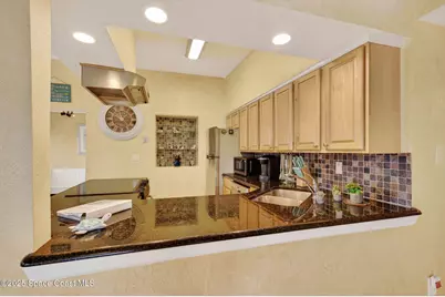 104 Roosevelt Avenue, Cocoa Beach, FL 32931 - Photo 15