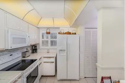 2160 N Hwy A1A #302, Indialantic, FL 32903 - Photo 15