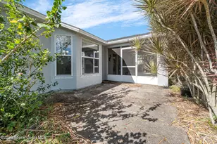 735 Crestline Ln NE, Palm Bay, FL 32907 - Photo 31