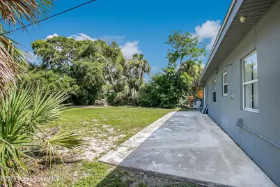 450 S Brevard Avenue, Cocoa Beach, FL 32931 - Photo 19