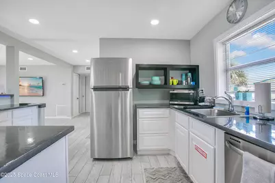 450 S Brevard Avenue, Cocoa Beach, FL 32931 - Photo 9