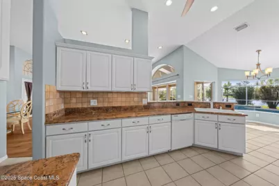 908 Fostoria Drive, Melbourne, FL 32940 - Photo 3