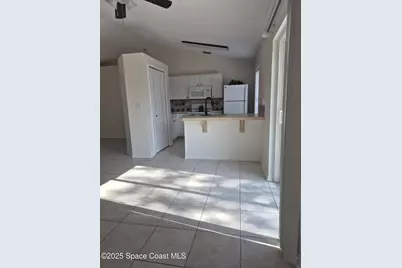 1042 SE Lava Street SE, Palm Bay, FL 32909 - Photo 7