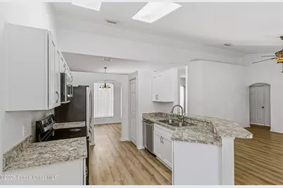 152 Greenbrier Avenue NW, Palm Bay, FL 32907 - Photo 15