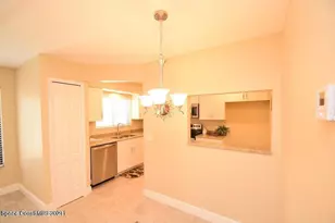 670 Cedar Side Cir NE, Palm Bay, FL 32905 - Photo 9