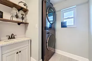 414 Oakridge Ave, Cocoa, FL 32927 - Photo 11